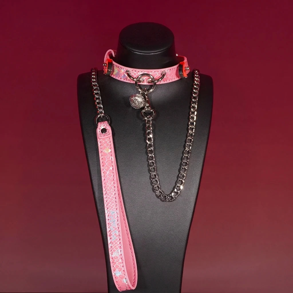 Pink Chameleon Bell Choker Collar Set