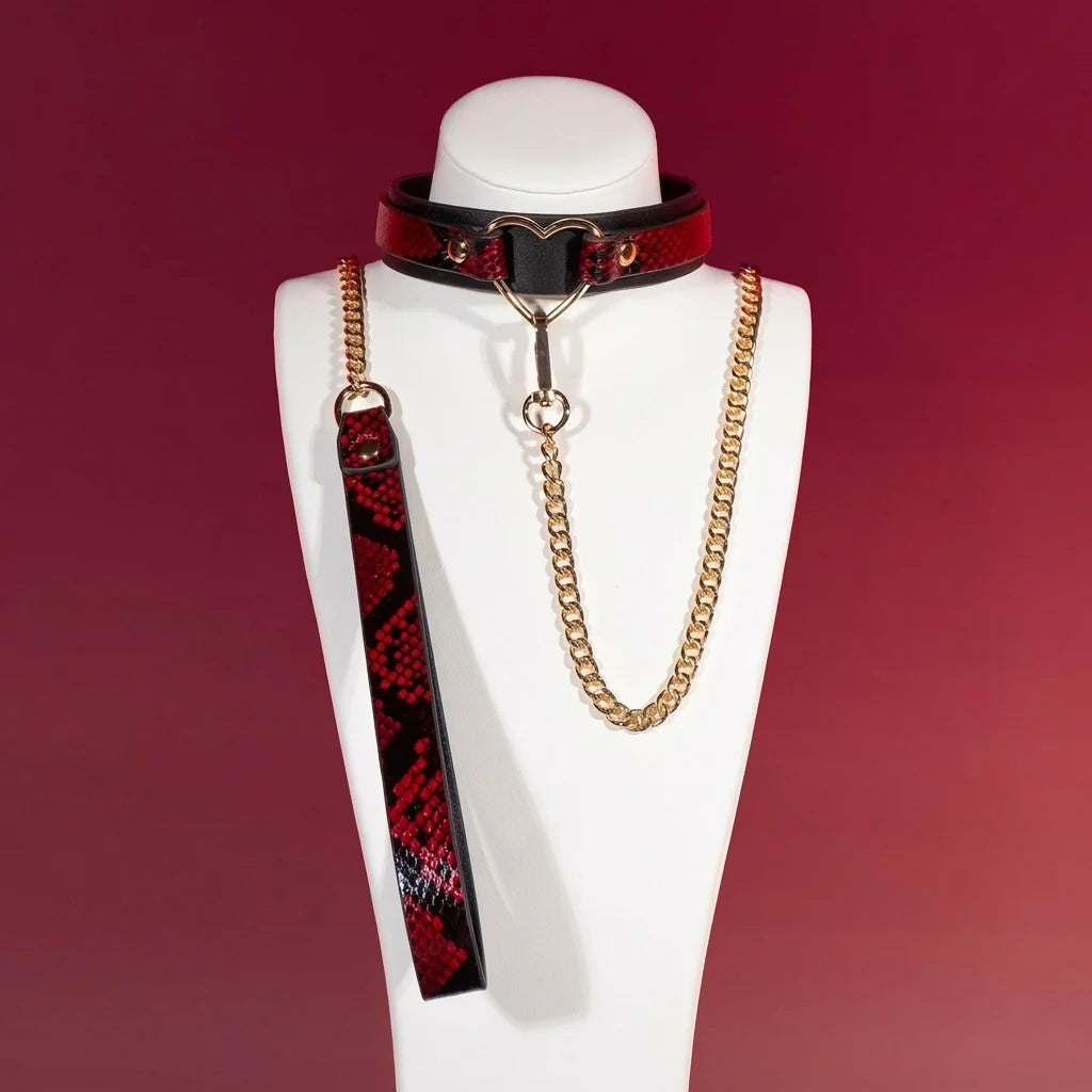 Red Snakeskin Heart Charm Leather Choker Collar Set - Variant Image 1
