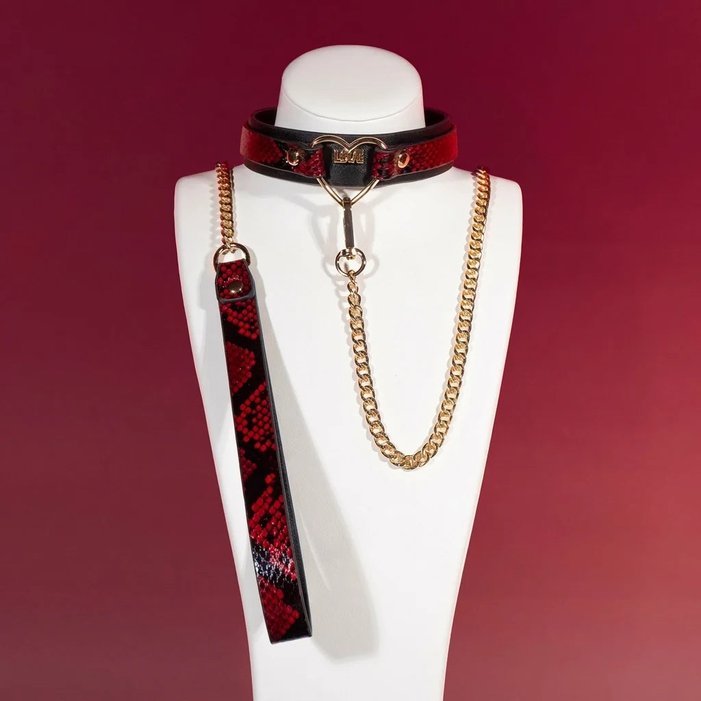 Red Snakeskin Heart Charm Leather Choker Collar Set - Variant Image 3